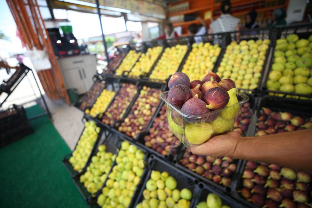 Kabuğuyla tüketilebiliyor ve içinden bal damlıyor: Kilosu 100 liraya satılıyor 10